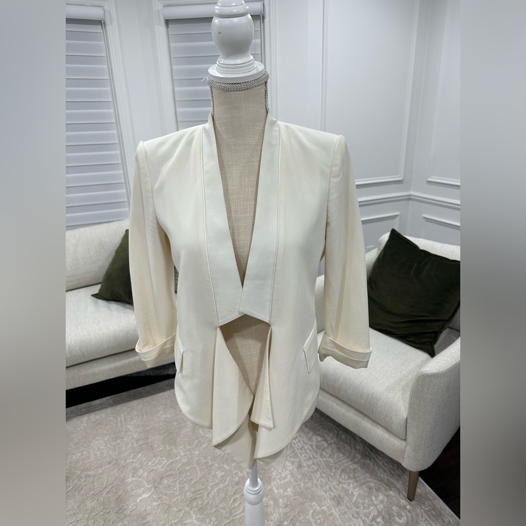 White Bcbg Blazer Small